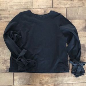 Agnes and Dora size L sweatshirt